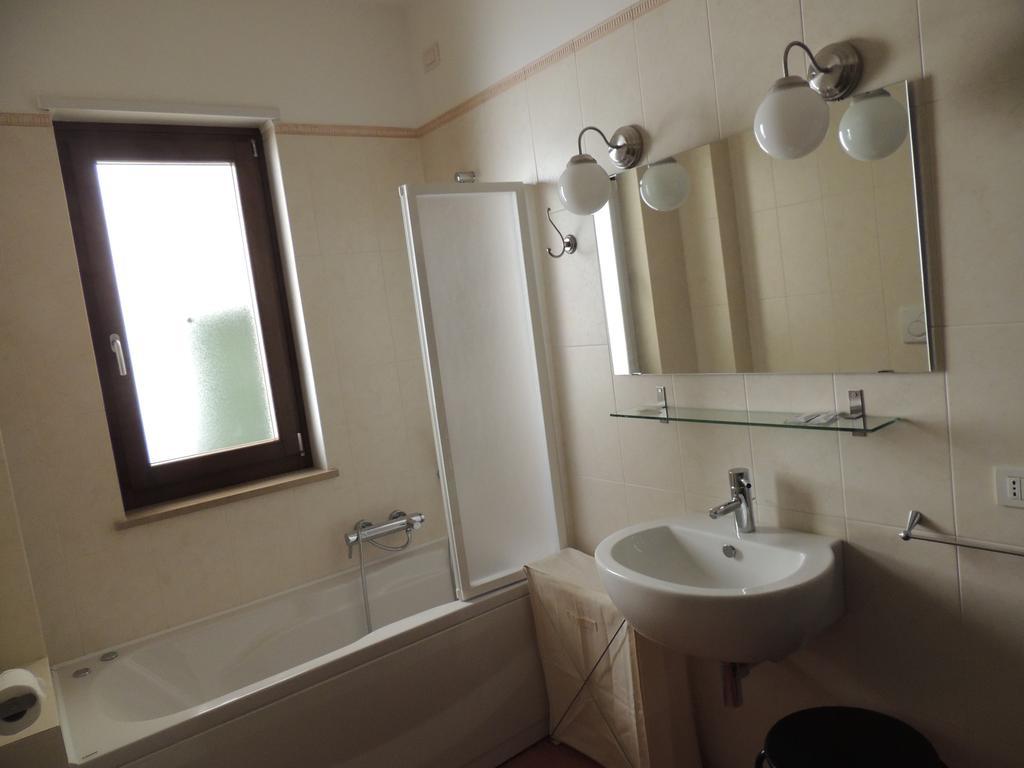 Hotel Domus Tarento Habitación foto